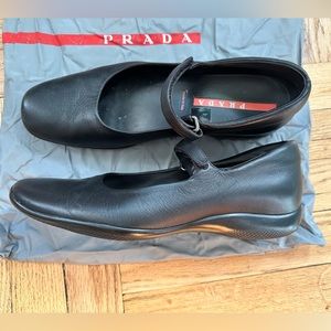 Vintage Prada Mary Janes black